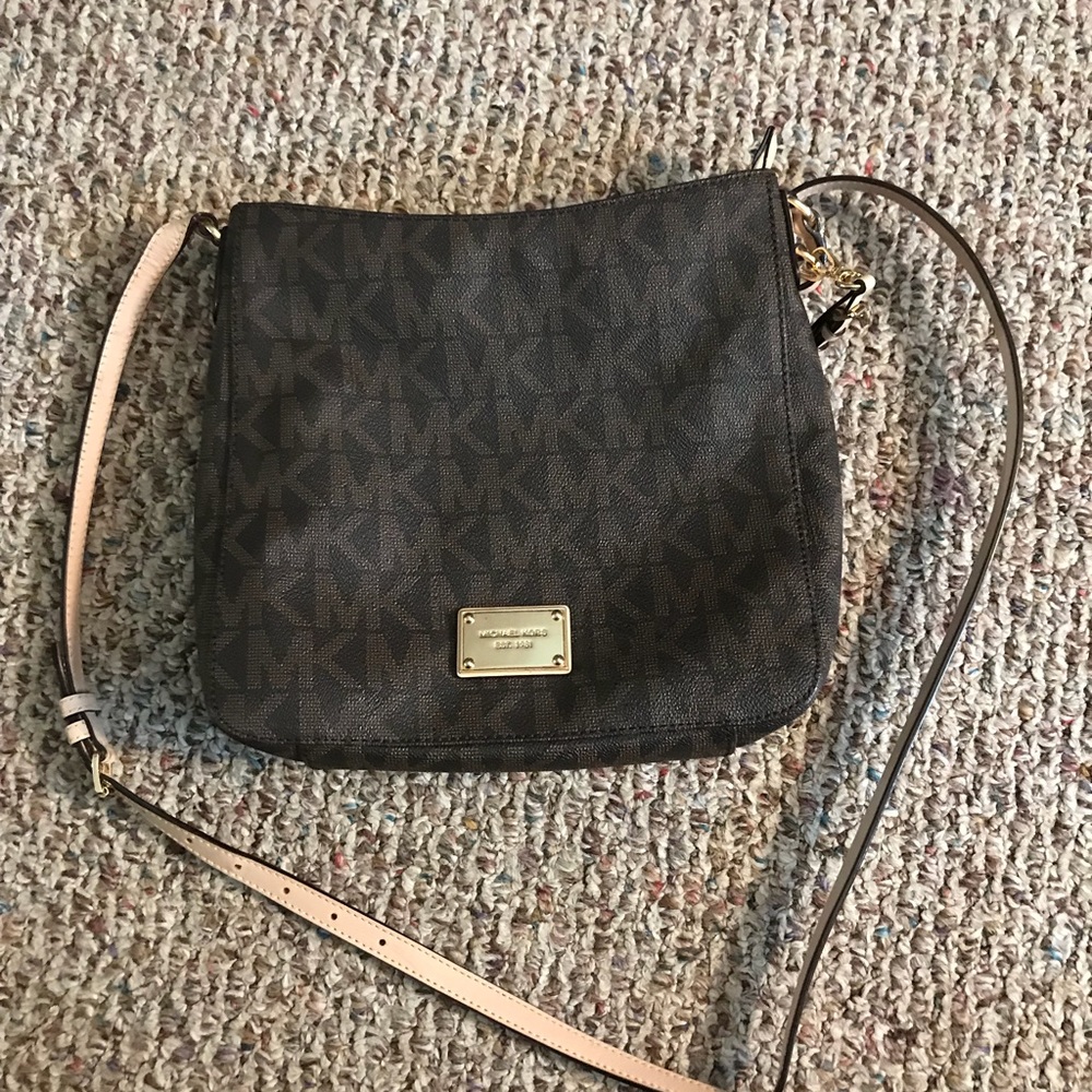 Michael Kors crossbody